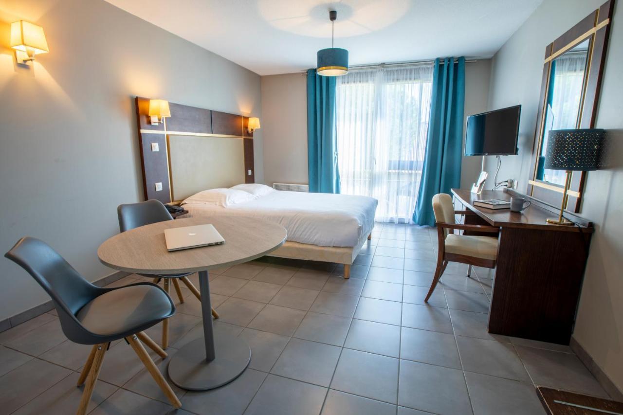 Hotel Residence Les Pins Galants Турнефей Екстер'єр фото