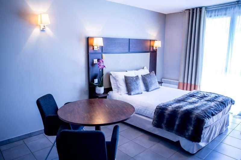 Hotel Residence Les Pins Galants Турнефей Номер фото