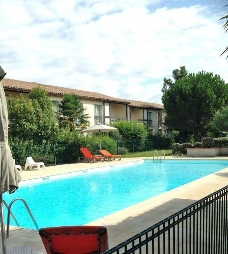 Hotel Residence Les Pins Galants Турнефей Екстер'єр фото
